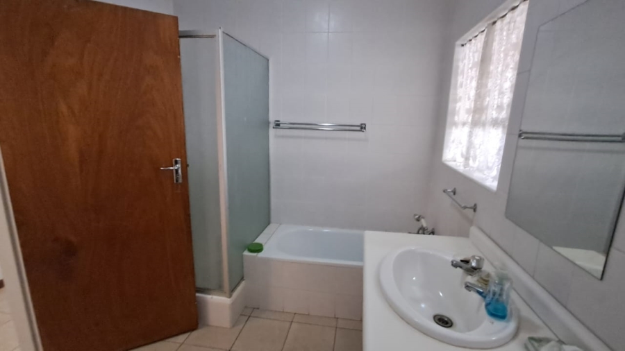 4 Bedroom Property for Sale in Parys Free State